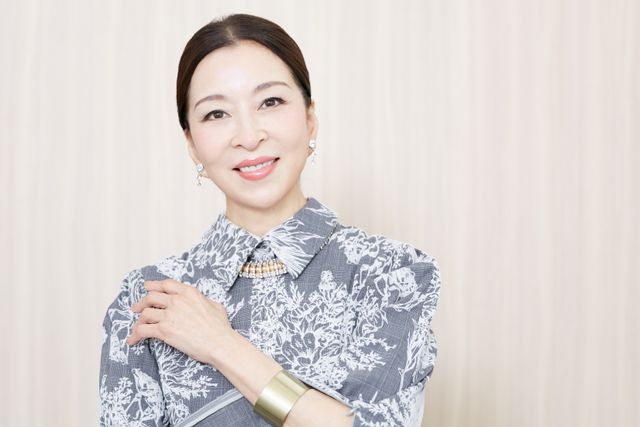 沖田仁美役の真矢ミキ(写真:高野広美)