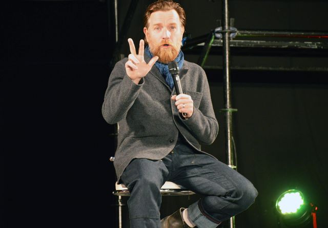 『スター・ウォーズ』キャスト、東京コミコンに集結！テムエラ・モリソンの誕生日をサプライズ祝福（4枚目）