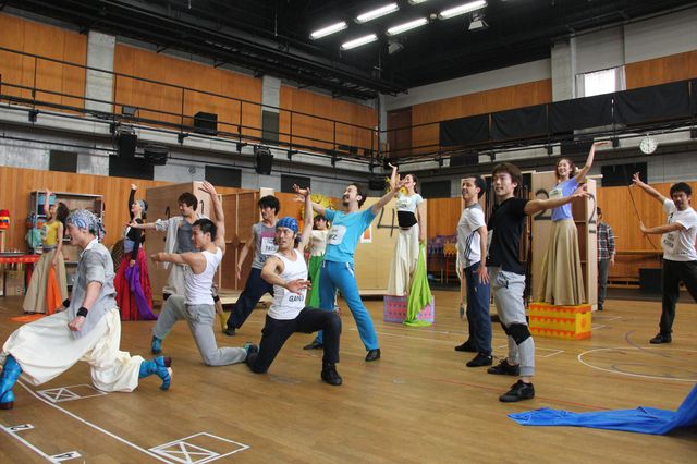 ミュージカル「アラジン」は5月日本上演！稽古場取材会フォトギャラリー（12枚目）