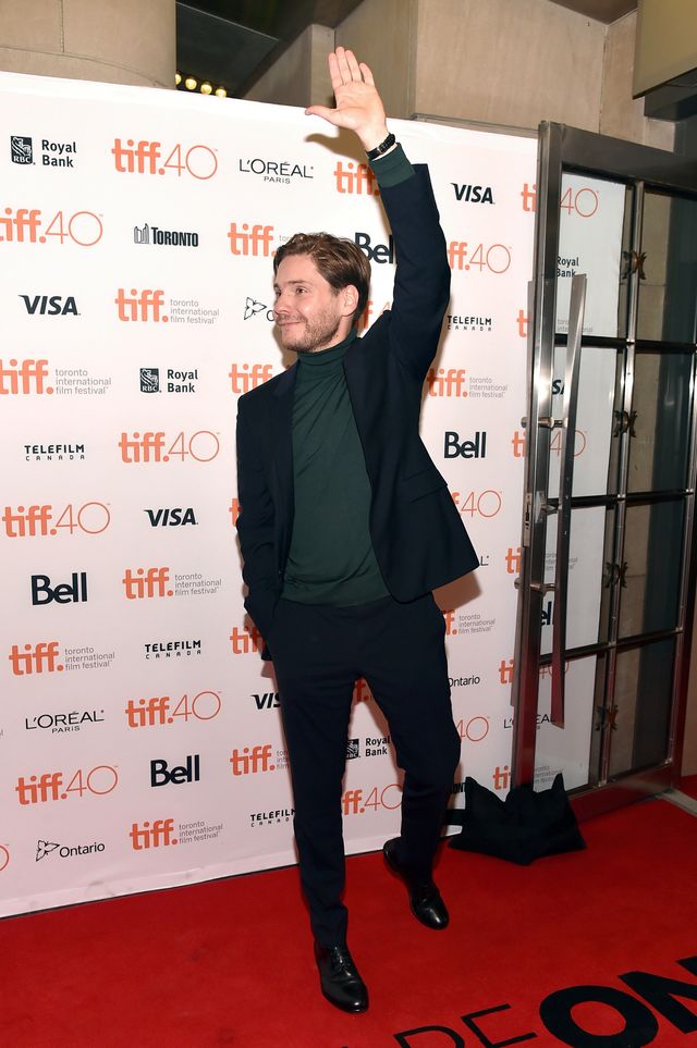 ダニエル・ブリュールがファンとにっこり！トロント映画祭フォトギャラリー（2枚目）