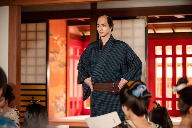 力の差を感じた蔦重（横浜流星）は…大河ドラマ「べらぼう～蔦重栄華乃夢噺～」第21回（2枚目）