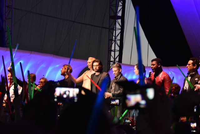 ハリソン・フォード、マーク・ハミル、キャリー・フィッシャーが勢ぞろい！フォトギャラリー（32枚目）