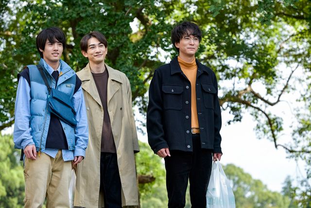 見つめ合う安達と黒沢「30歳まで童貞だと魔法使いになれるらしい」第8話場面カット（2枚目）