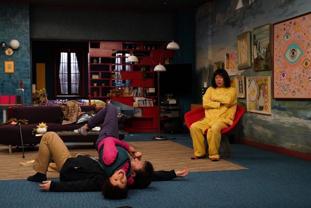 香取慎吾×三谷幸喜！ドラマシリーズ「誰かが、見ている」場面カット：フォトギャラリー