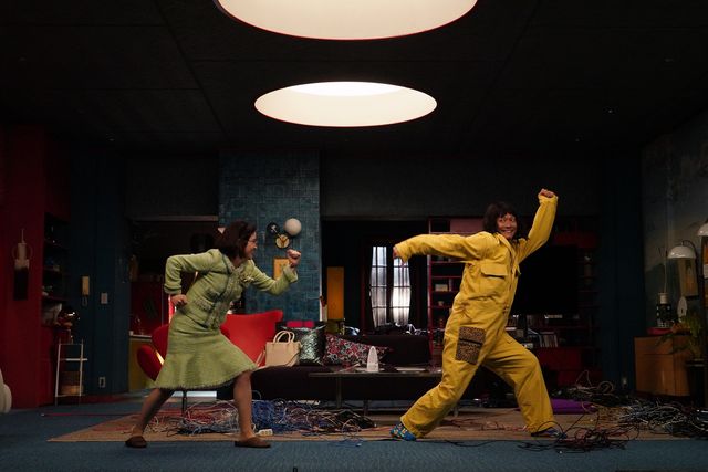 香取慎吾×三谷幸喜！ドラマシリーズ「誰かが、見ている」場面カット（3枚目）