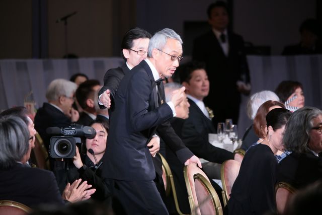 笑顔はじける役所広司！助演男優賞（4枚目）