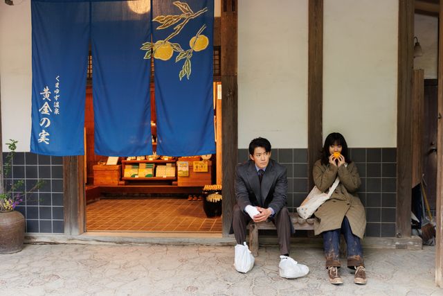 小栗旬、ハン・ヒョジュ、赤西仁ら「匿名の恋人たち」初出しカット＜14枚＞（4枚目）