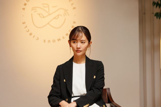 小栗旬、ハン・ヒョジュ、赤西仁ら「匿名の恋人たち」初出しカット＜14枚＞（13枚目）