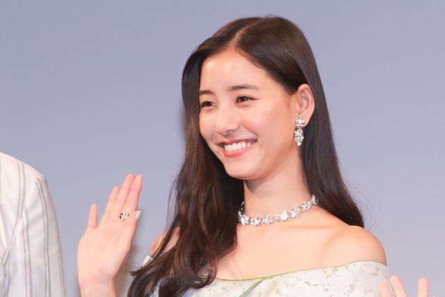 橋本環奈×新木優×岩田剛典、福田雄一監督『赤ずきん、旅の途中で死体と出会う。』イベントに登壇（16枚目）