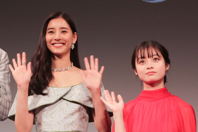 橋本環奈×新木優×岩田剛典、福田雄一監督『赤ずきん、旅の途中で死体と出会う。』イベントに登壇（18枚目）