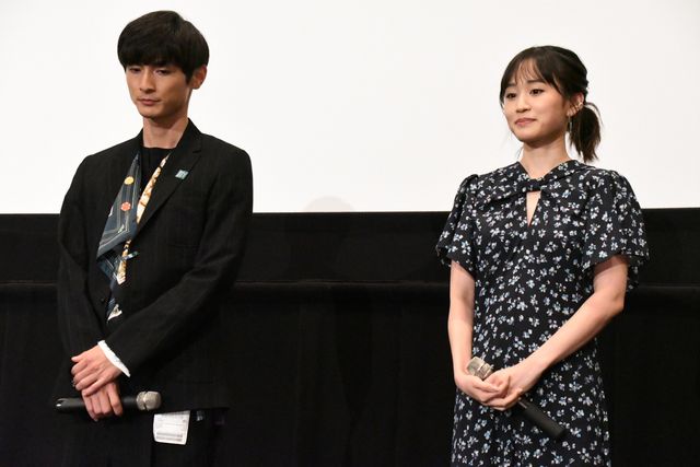 前田敦子、高良健吾はずっと憧れの人！『葬式の名人』完成披露舞台あいさつ（5枚目）