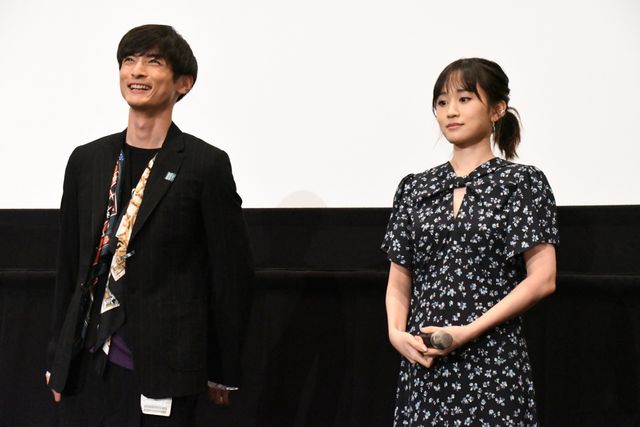 前田敦子、高良健吾はずっと憧れの人！『葬式の名人』完成披露舞台あいさつ（17枚目）