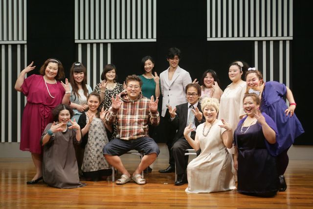 ぽっちゃり系美女軍団が踊る！フォトギャラリー（7枚目）