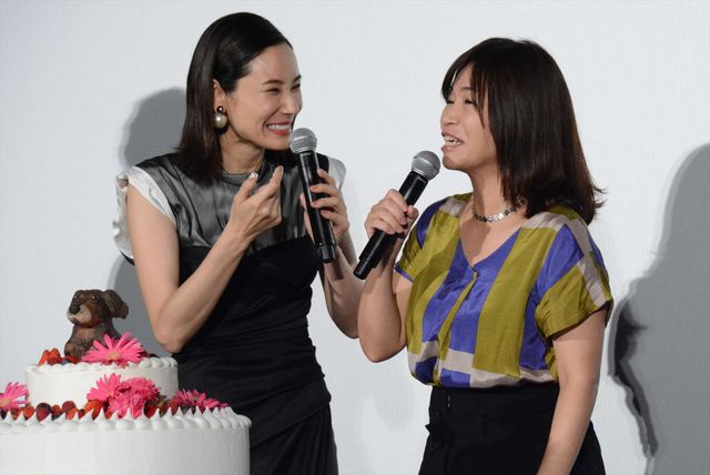 吉田羊と大久保佳代子の生クリームチュー『ラブ×ドック』公開記念舞台あいさつ【全28枚】（3枚目）