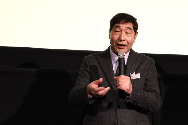 三船美佳、蛭子能収にバレンタインケーキを「あーん！」写真ギャラリー（9枚目）