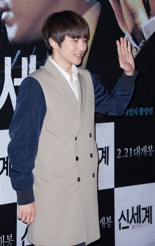2PMジュノ、キム・ヒョンジュン、映画『新世界』VIP試写会に参加<韓国JPICTURES>
