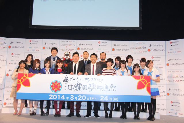 “天使すぎる”アイドル橋本環奈のミニスカ＆絶対領域…写真ギャラリー（12枚目）