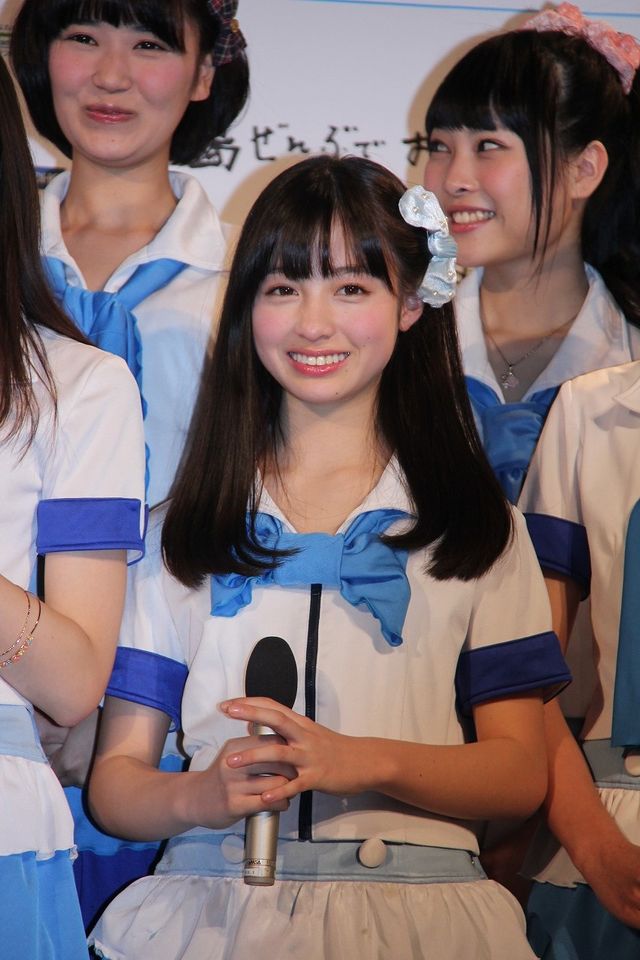 “天使すぎる”アイドル橋本環奈のミニスカ＆絶対領域…写真ギャラリー（18枚目）