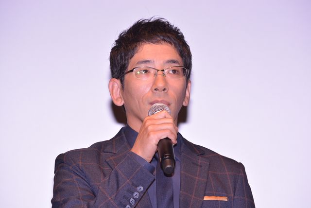 小栗旬＆西島秀俊、スーツ姿がクール！新木優子はシースルーのドレスで（16枚目）