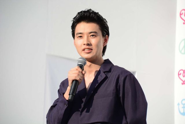 ビシっとリーゼントで決める山崎賢人 - ジョジョリーゼント部キックオフイベント（3枚目）