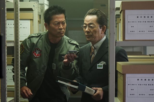 首謀者は元公安!?背後で警察サイドの大物が暗躍…「相棒 season22」第2話（12枚目）