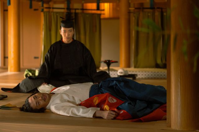 「光る君へ」道兼の荒みっぷりが凄まじい…第15回場面写真（3枚目）