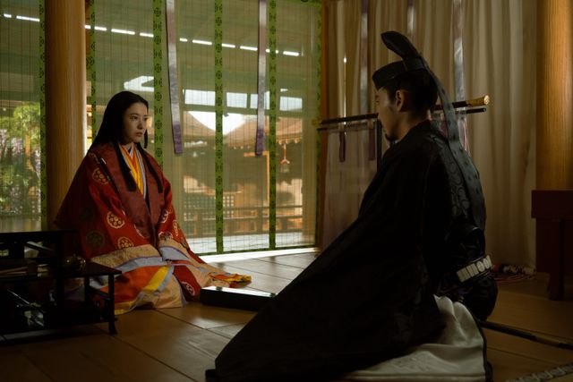 まひろ、道長からの贈り物に感動…「光る君へ」第33回場面写真：フォトギャラリー