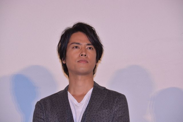 生田斗真を桐谷健太がサポート！『彼らが本気で編むときは、』完成披露イベントフォトギャラリー（3枚目）