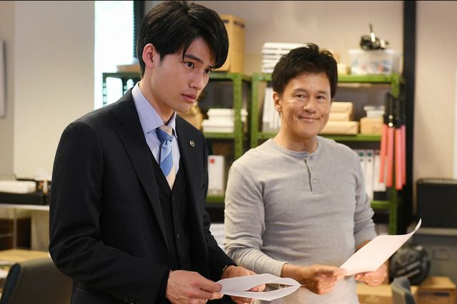 綾野剛＆星野源、イタズラ通報の捜査開始！「MIU404」第3話：フォトギャラリー