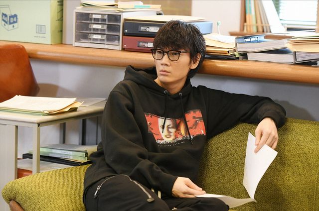 綾野剛＆星野源、イタズラ通報の捜査開始！「MIU404」第3話（2枚目）