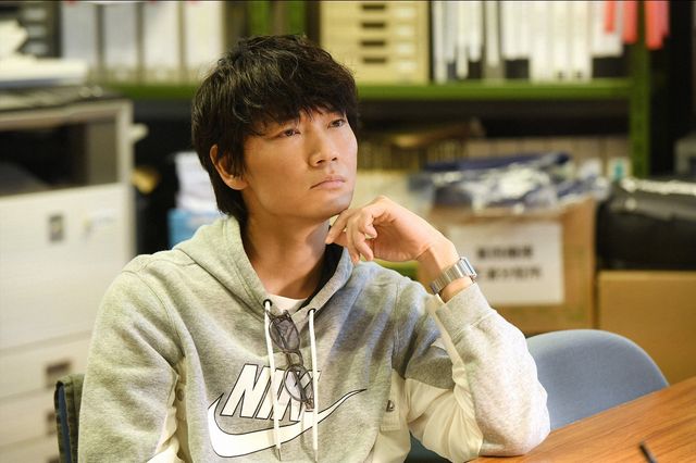 綾野剛＆星野源、イタズラ通報の捜査開始！「MIU404」第3話（4枚目）