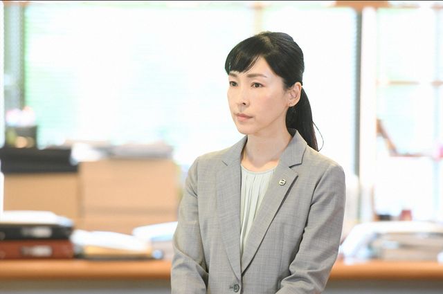 綾野剛＆星野源、イタズラ通報の捜査開始！「MIU404」第3話（7枚目）