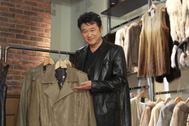 船越英一郎プロデュース！レザー専門店「SALUDA CARJU（サルダ・カージュ）」PR会見（3枚目）