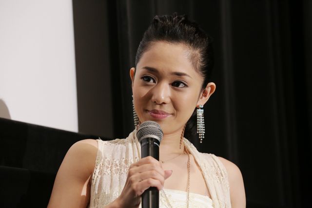 美脚がキラリ…蒼井そらフォトギャラリー（2枚目）