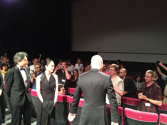 カンヌでのスタンディングオベーションに笑顔を見せる深津絵里！第68回カンヌ国際映画祭『岸辺の旅』公式上映フォトギャラリー（22枚目）