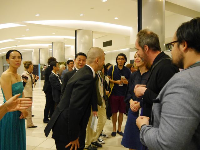 カンヌでのスタンディングオベーションに笑顔を見せる深津絵里！第68回カンヌ国際映画祭『岸辺の旅』公式上映フォトギャラリー（31枚目）