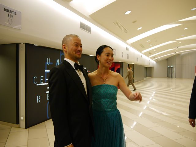 カンヌでのスタンディングオベーションに笑顔を見せる深津絵里！第68回カンヌ国際映画祭『岸辺の旅』公式上映フォトギャラリー（34枚目）