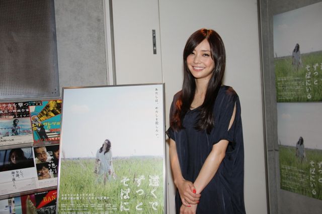 映画『遠くでずっとそばにいる』初日舞台あいさつフォトギャラリー（4枚目）