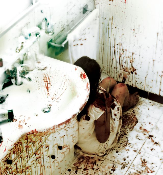 【閲覧注意】『屋敷女』ノーカット完全版！7月公開（2枚目）