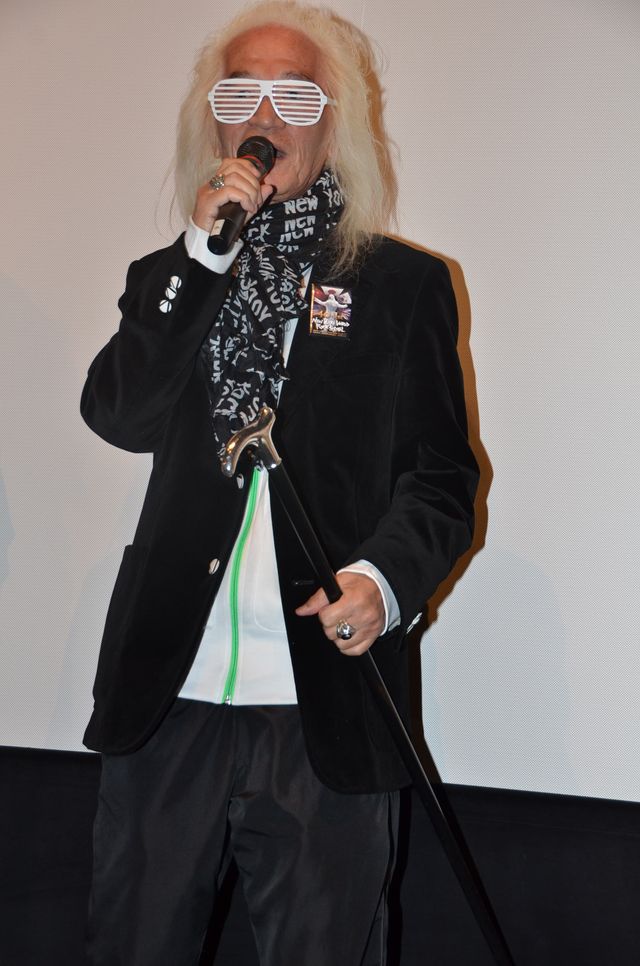 「ジャッカス」ジョニー・ノックスヴィルと内田裕也が共演！フォトギャラリー（9枚目）