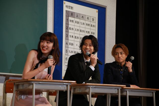 白濱亜嵐が「好きだ」、公開疑似告白に女子高生150名が黄色い悲鳴　画像ギャラリー（14枚目）