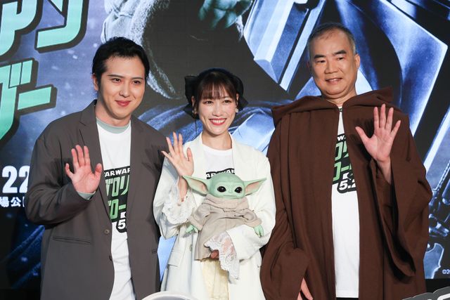 ももクロ・高城れに、グローグー抱えて登場！「STAR WARS GALAXY」in 聖地・有楽町お披露目イベント：フォトギャラリー