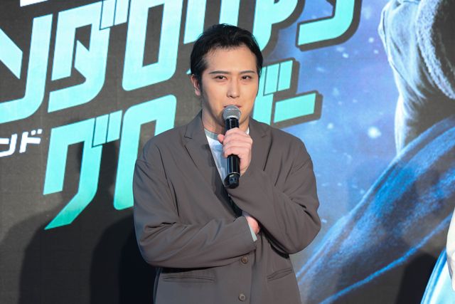 ももクロ・高城れに、グローグー抱えて登場！「STAR WARS GALAXY」in 聖地・有楽町お披露目イベント（2枚目）