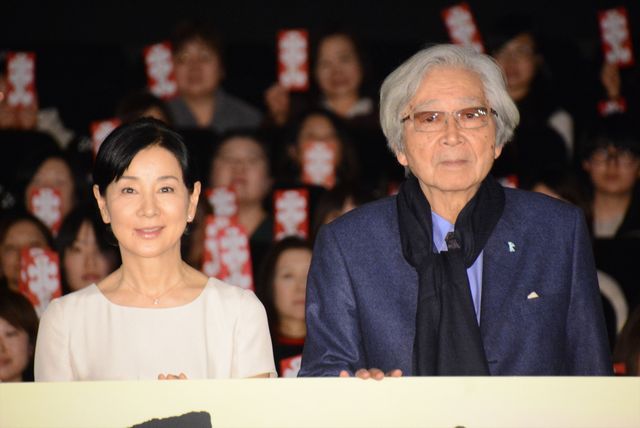 二宮和也VSラグビー五郎丸!?映画『母と暮せば』大ヒット御礼舞台あいさつフォトギャラリー（6枚目）