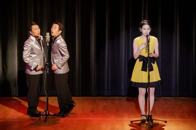 新カットも！『星屑の町』のんの衣装が可愛すぎる！（2枚目）