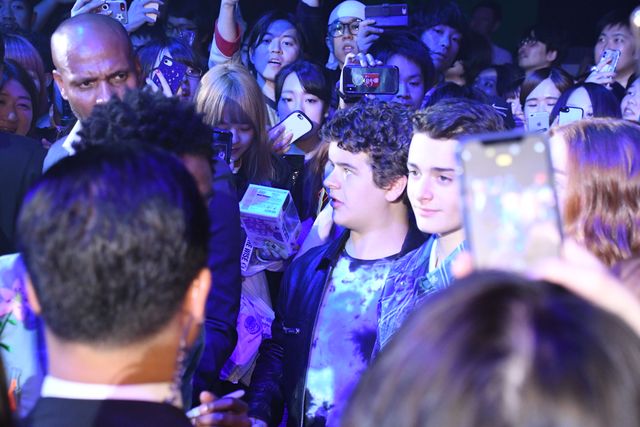 「ストレンジャー・シングス」キャスト4名が来日！日本のファンも歓迎！（2枚目）