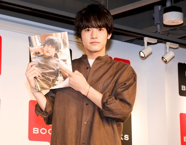 「チェリまほ」赤楚衛二、町田啓太から祝福の連絡も！ファースト写真集発売記念イベント（5枚目）