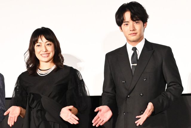 『近畿地方のある場所について』公開　ダブル主演を務める菅野美穂と赤楚衛二