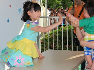 芦田愛菜ニューシングル「ずっとずっとトモダチ」発売記念イベントフォトギャラリー（12枚目）