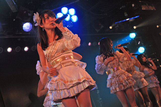 ガガもビデオで登場！「AKB48劇場8周年特別記念公演」フォトギャラリー（5枚目）